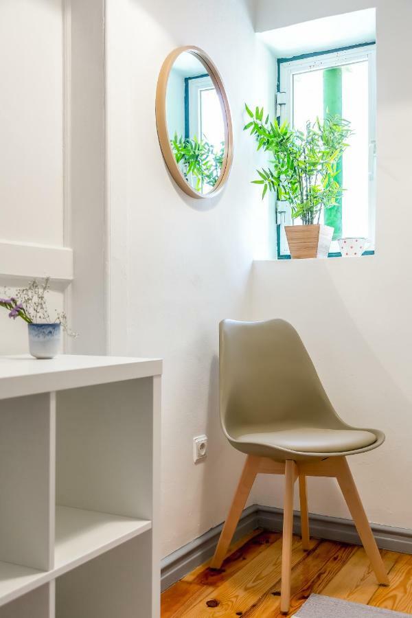 Alfama, Bright And Spacious With Private Terrace, By Timecooler Lisbon Bagian luar foto