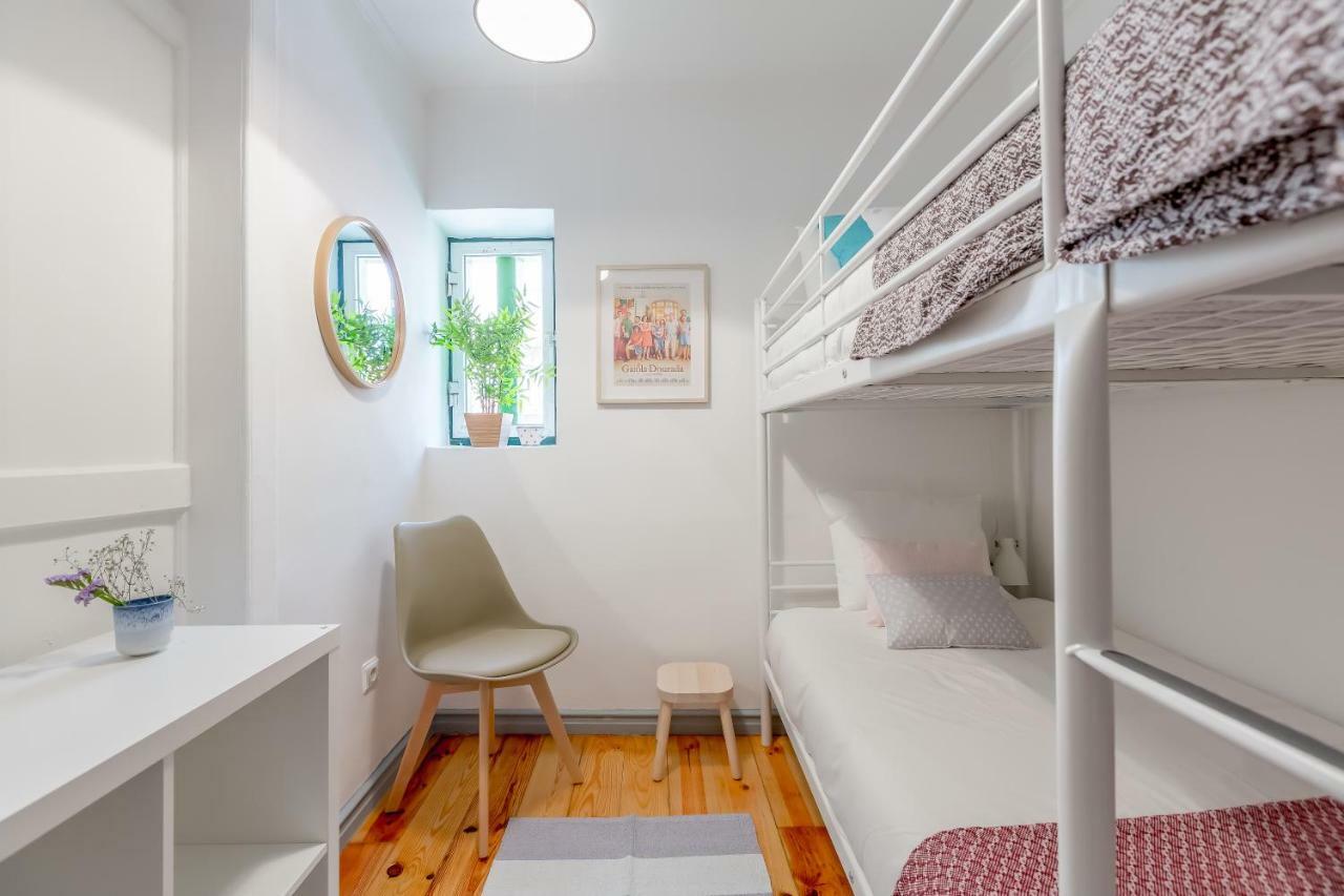 Alfama, Bright And Spacious With Private Terrace, By Timecooler Lisbon Bagian luar foto