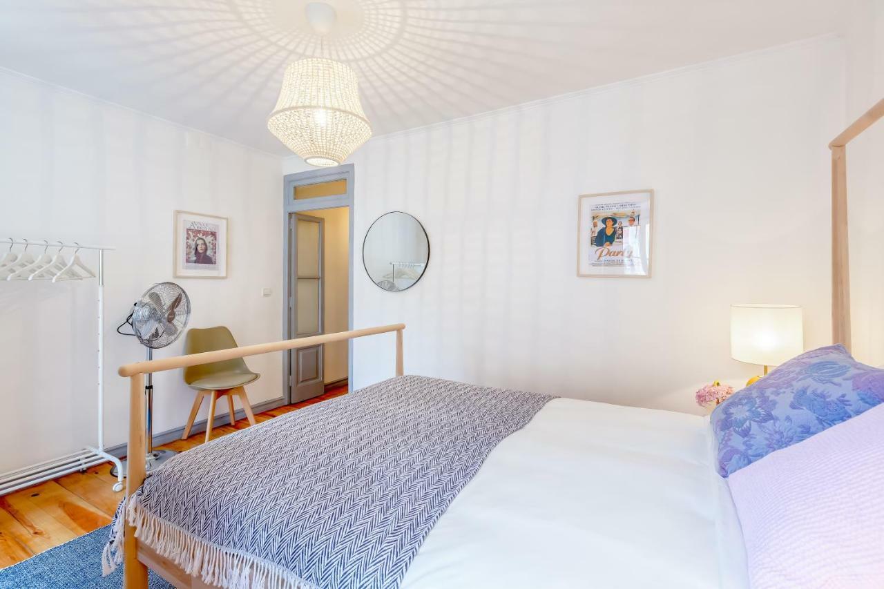 Alfama, Bright And Spacious With Private Terrace, By Timecooler Lisbon Bagian luar foto