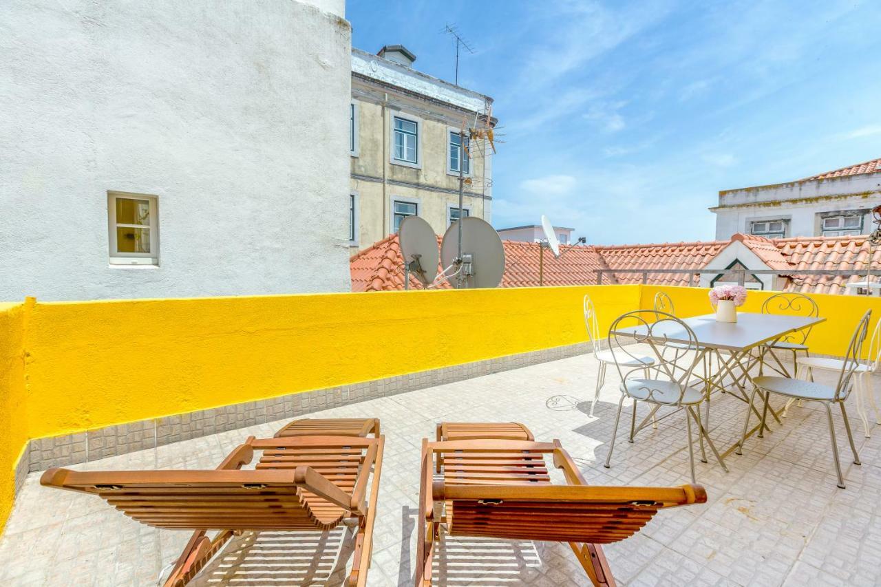 Alfama, Bright And Spacious With Private Terrace, By Timecooler Lisbon Bagian luar foto