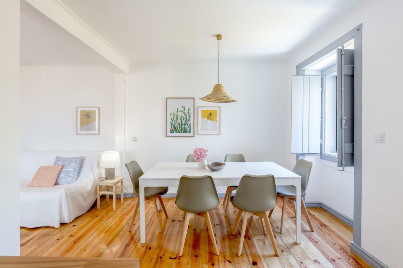 Alfama, Bright And Spacious With Private Terrace, By Timecooler Lisbon Bagian luar foto